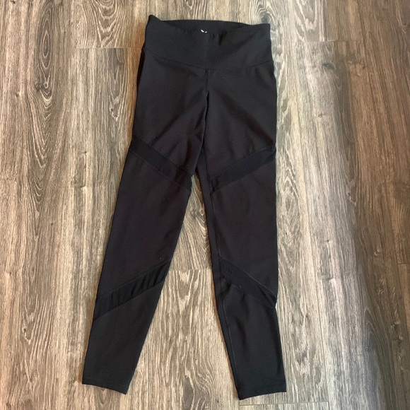 Black Old Navy leggings - Picture 1 of 4